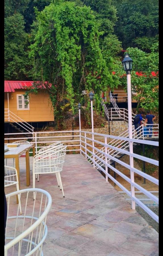 Aaroham Resort Shimla ! Luxury Cottage By Aamod Group Exterior photo